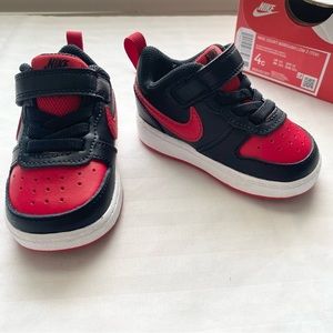 Nike Court Borough Low 2